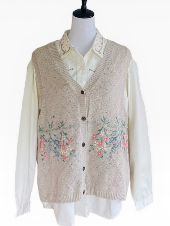 Northern Reflections Sweaters - Vintage 2pc Northern Reflections Tan Embroidered Sweater Vest Long Sleeve Shirt